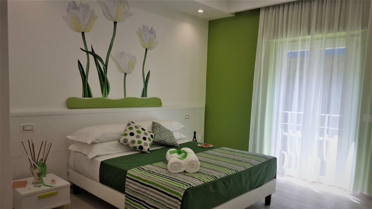 Bed and Breakfast Residenza Burmaria Free Parking Тропея Экстерьер фото